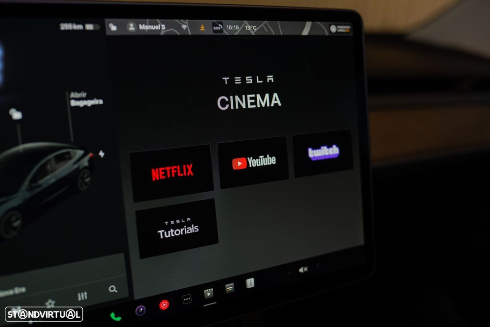 Tesla Model 3 Long-Range Dual Motor AWD - 41