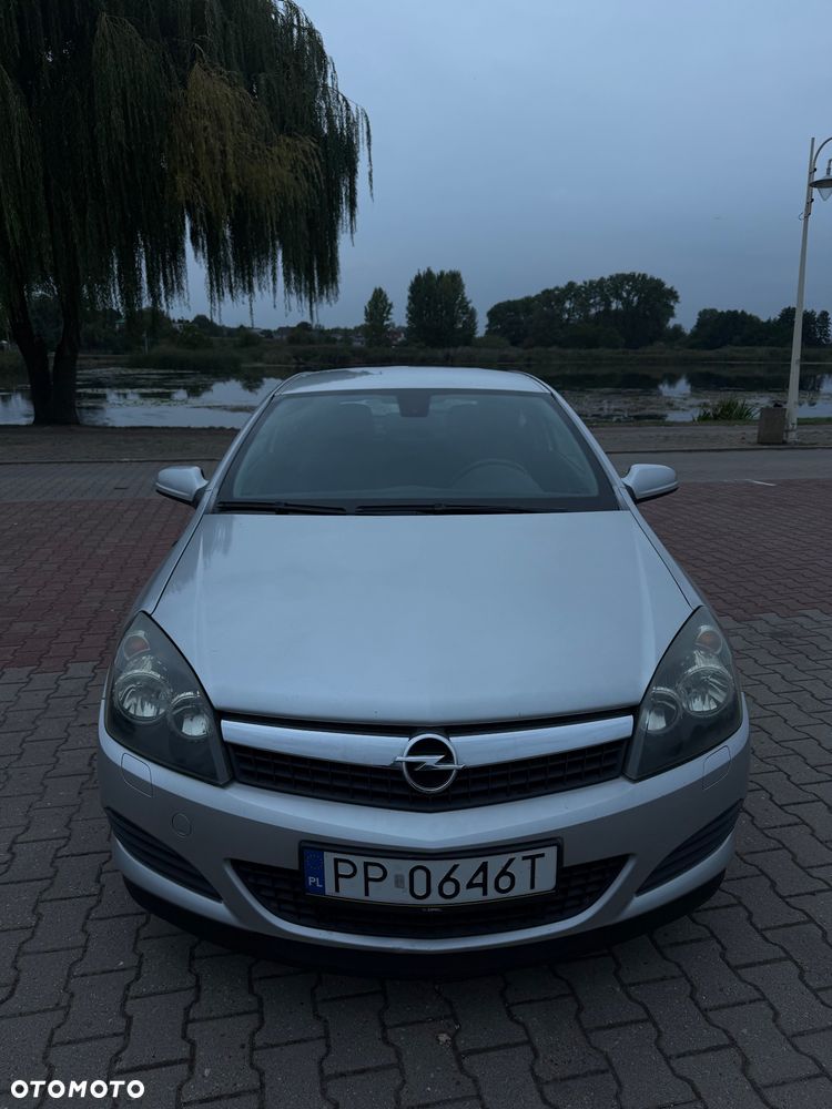 Opel Astra H 2007 photo 2