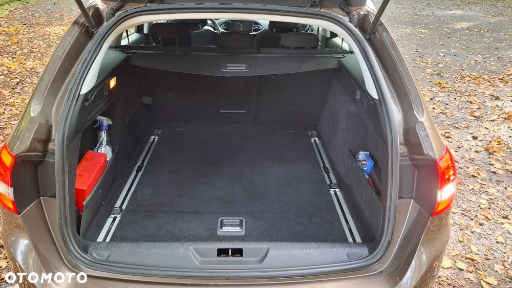 Peugeot 308 SW e-HDi FAP 115 Stop&Start Allure - 25