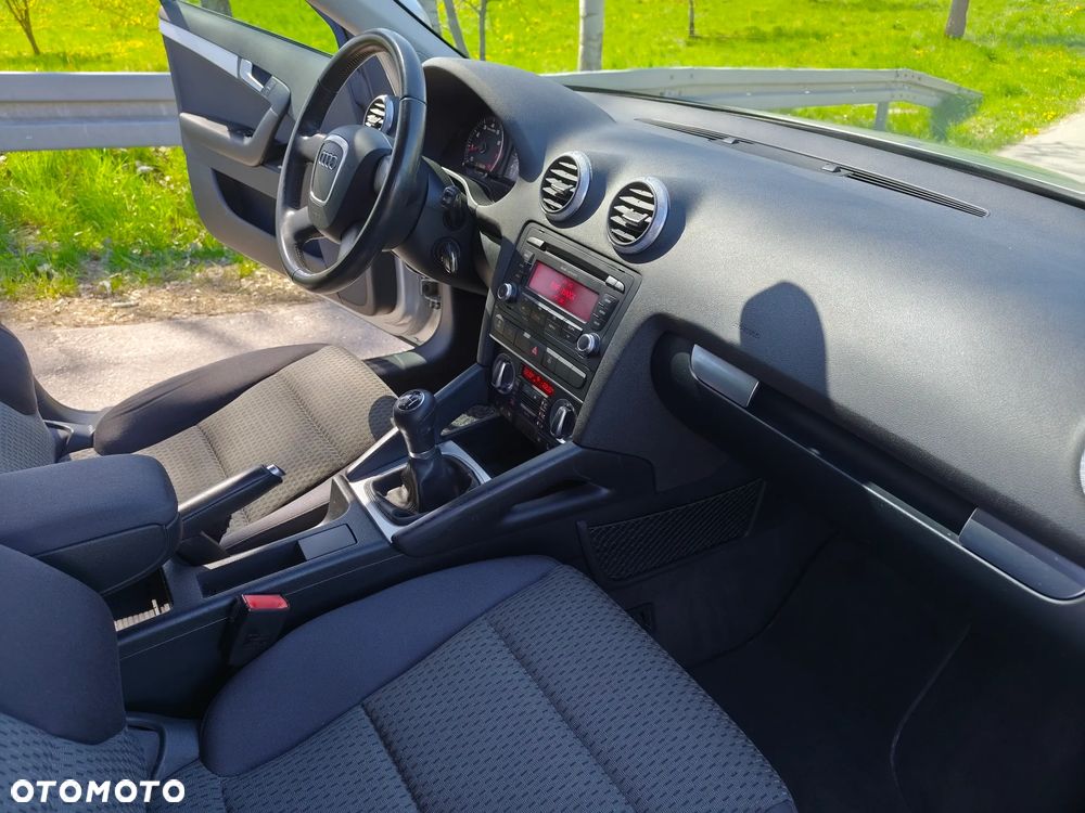 Audi A3 Sportback 1.4 TFSI Attraction - 11
