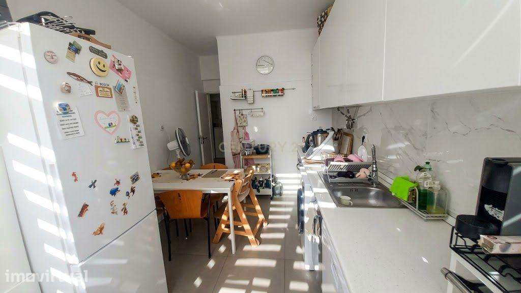 Apartamento Renovado com Vista Panorâmica no Fogueteiro - Grande imagem: 5/17