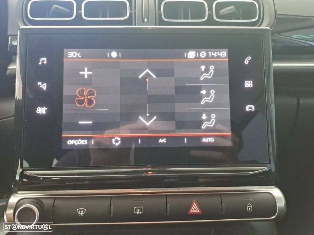 Citroën C3 1.2 PureTech Shine - 21