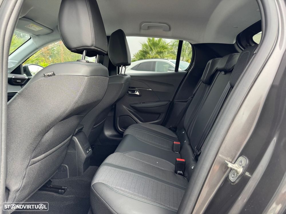 Peugeot 208 1.2 PureTech Allure Pack - 28