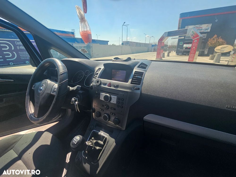 Opel Zafira 1.9 CDTI - 7