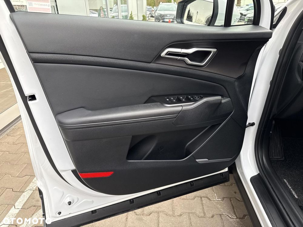 Kia Sportage 1.6 T-GDI HEV Business Line 2WD - 11
