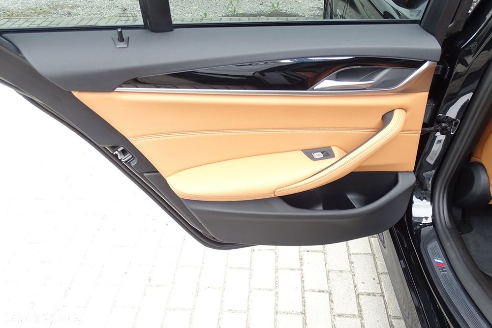 BMW Seria 5 530e xDrive M Sport sport - 27