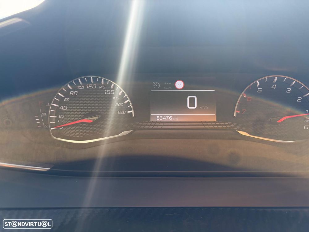 Peugeot 208 1.2 PureTech Active Pack - 2