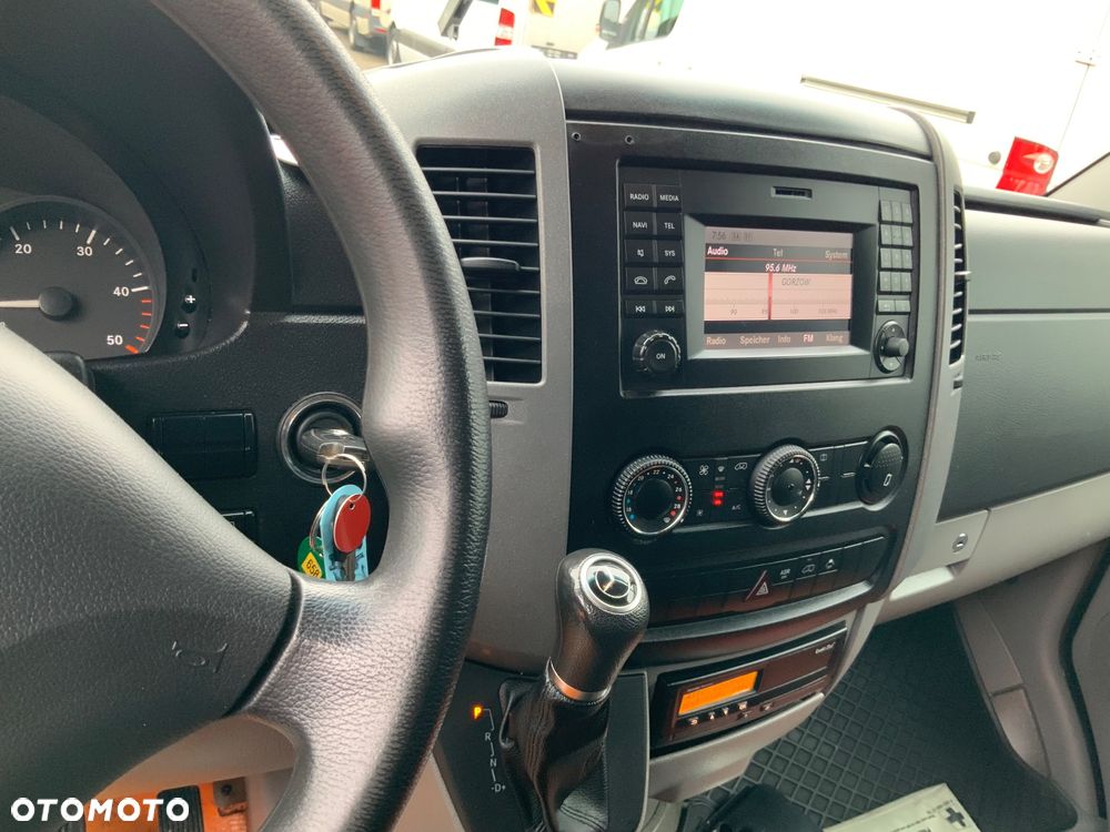 Mercedes-Benz Sprinter 319 Cdi  Bt - 8