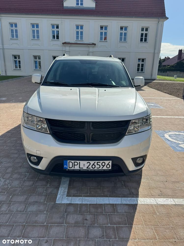 Fiat Freemont 2.0 Multijet 16V DPF Automatik Allrad Lounge - 2