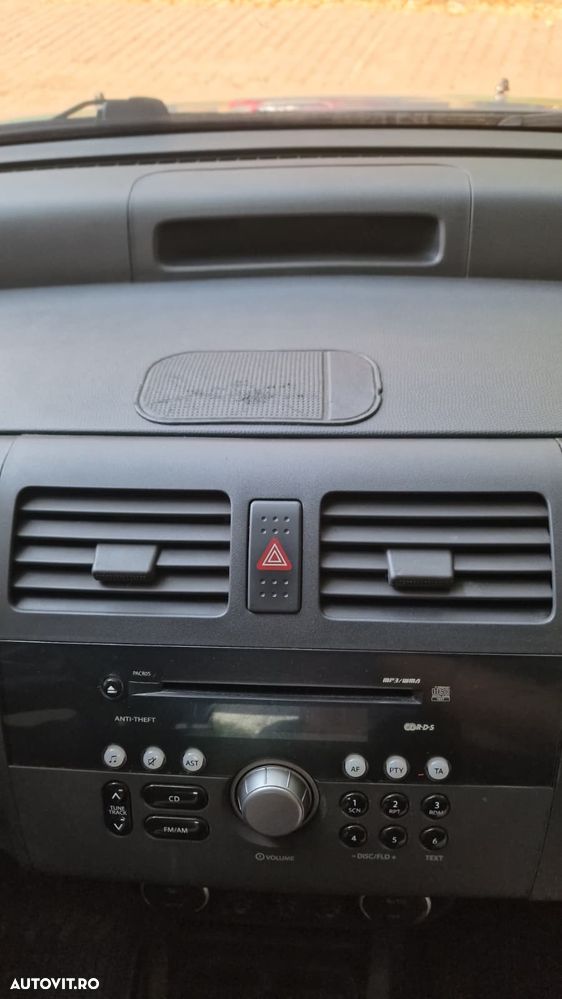 Suzuki Swift - 17