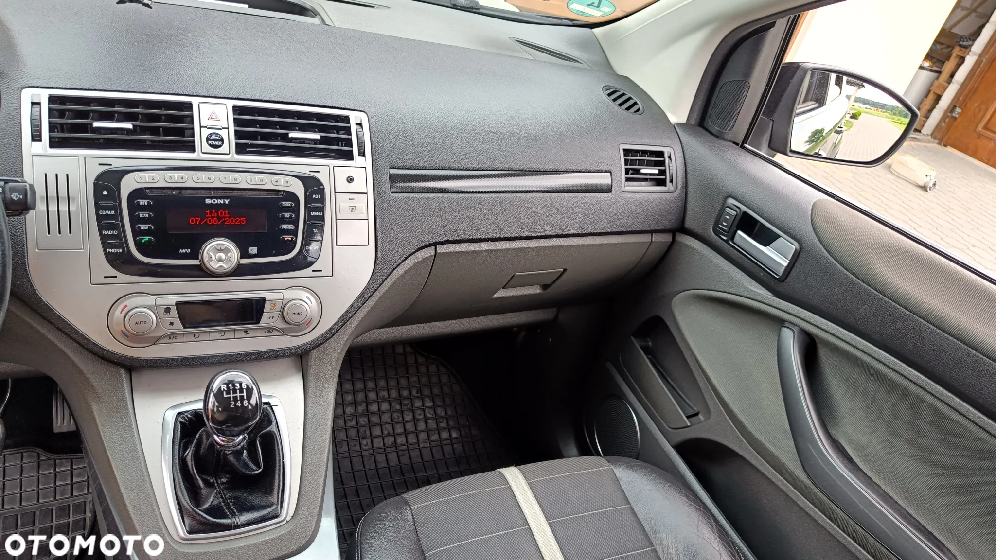 Ford Kuga 2.0 TDCi 4x4 Titanium - 19