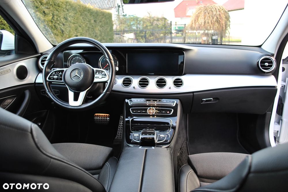 Mercedes-Benz Klasa E - 6