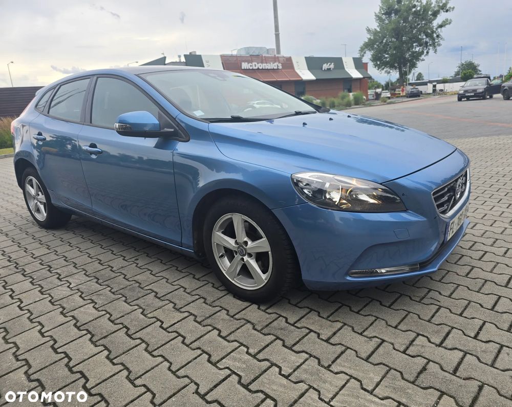 Volvo V40 - 8