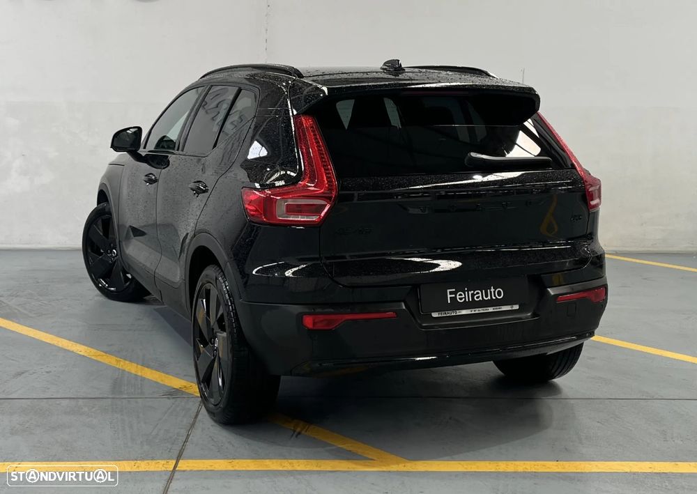 Volvo XC 40 2.0 B3 Black Edition - 5
