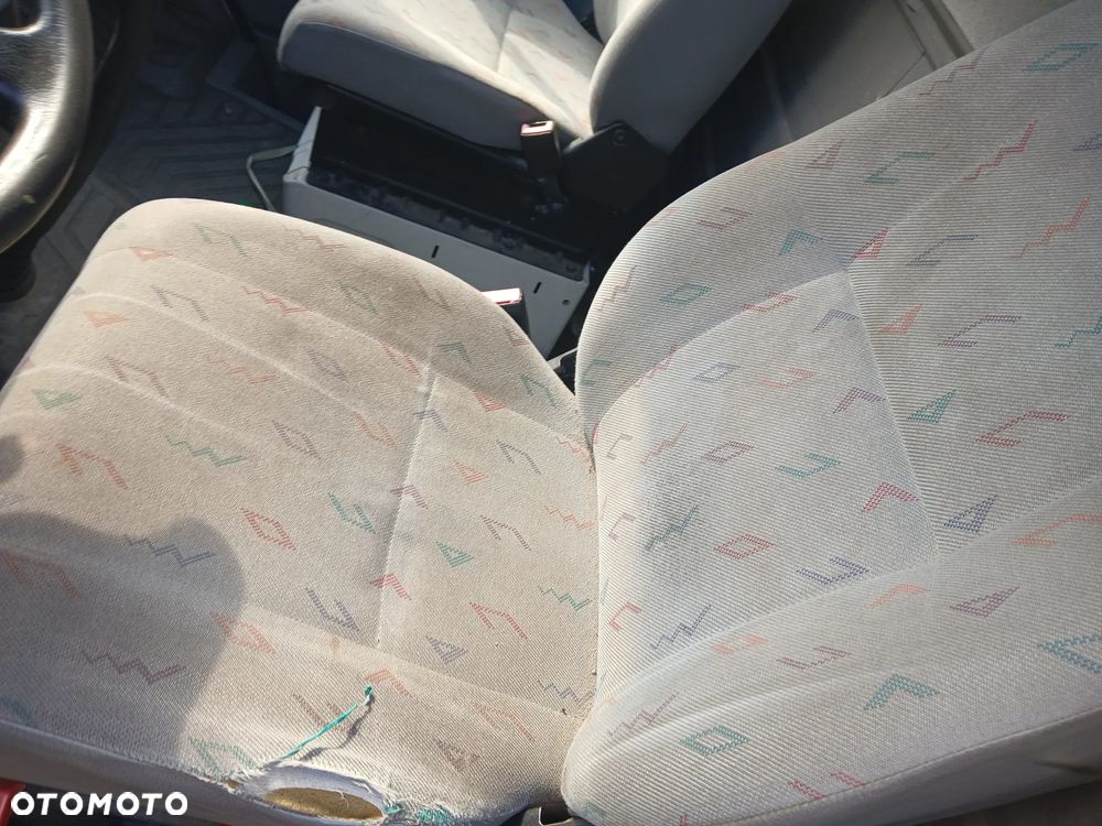 VOLKSWAGEN LT35 L2H2 fotel fotele kanapa deska kokpit podsufitka boczek boczki klamka - 7