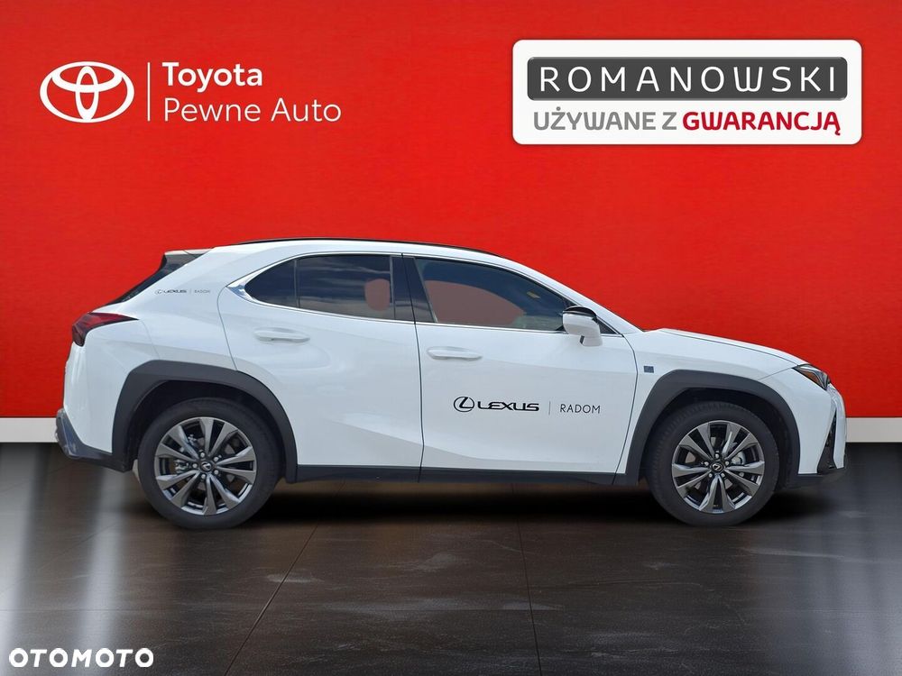 Lexus UX 300h F Sport Design - 7
