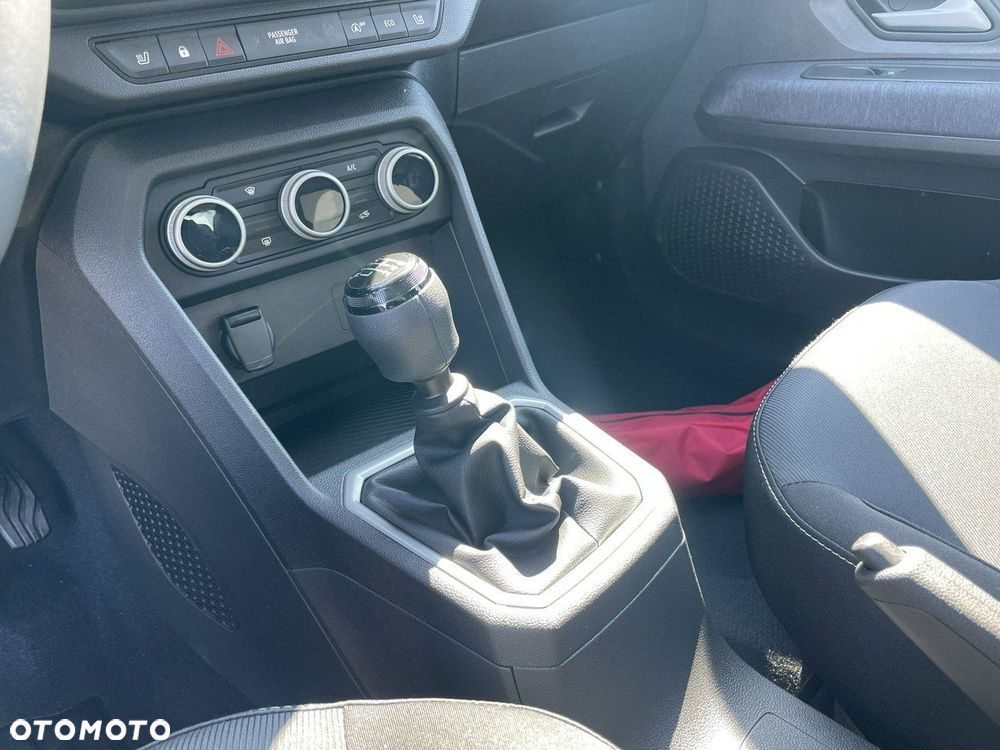 Dacia Sandero - 8