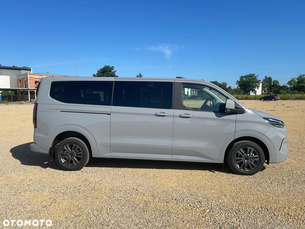 Ford Tourneo Custom 2.0 EcoBlue 320 L2 Titanium - 12