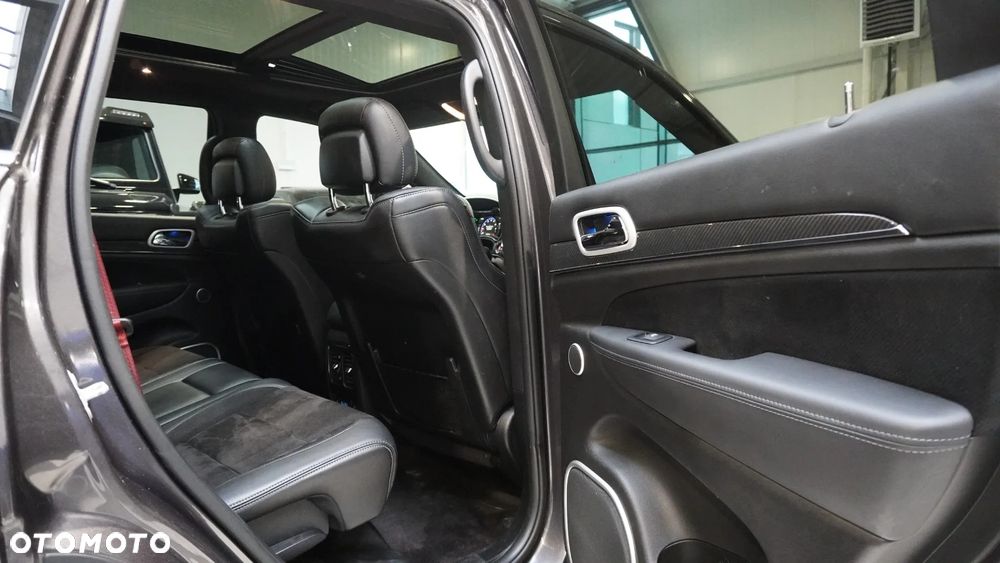 Jeep Grand Cherokee Gr 6.4 V8 SRT8 - 11