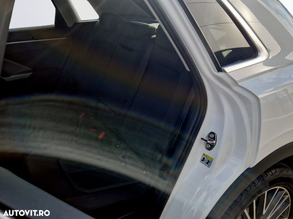 Audi Q3 45 TFSIe S tronic - 15