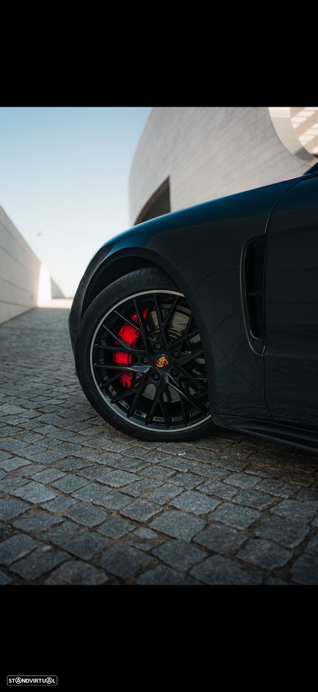 Porsche Panamera Sport Turismo - 5