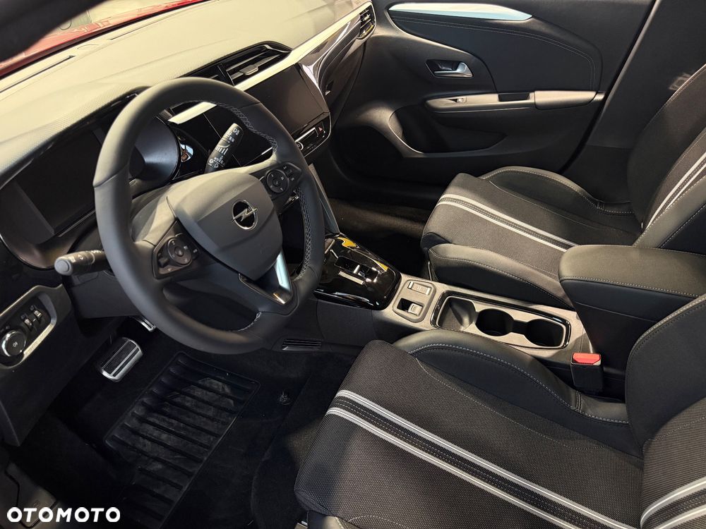 Opel Corsa 1.2 T mHEV GS eDCT - 9