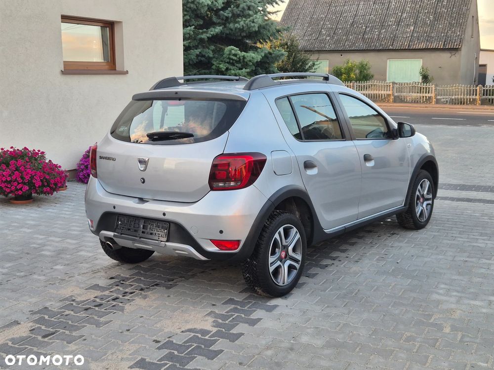 Dacia Sandero Stepway TCe 90 (S&S) Prestige - 2