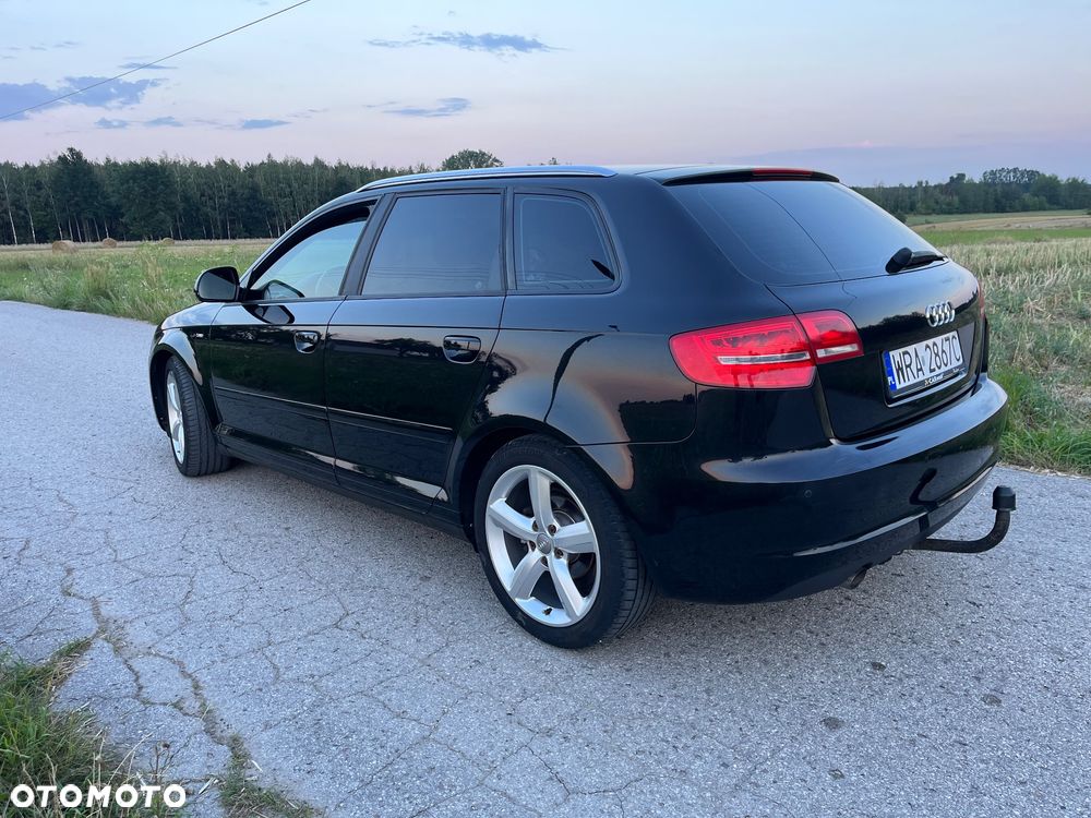 Audi A3 Sportback 1.6 TDI DPF S line Sportpaket - 6