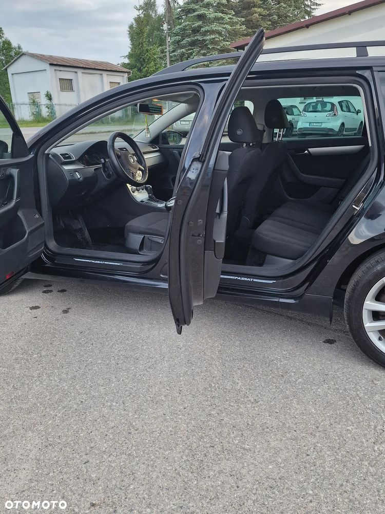 Volkswagen Passat 2.0 TDI Comfortline DSG - 21