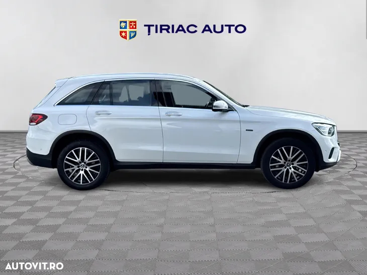 Mercedes-Benz GLC 300 e 4MATIC - 7