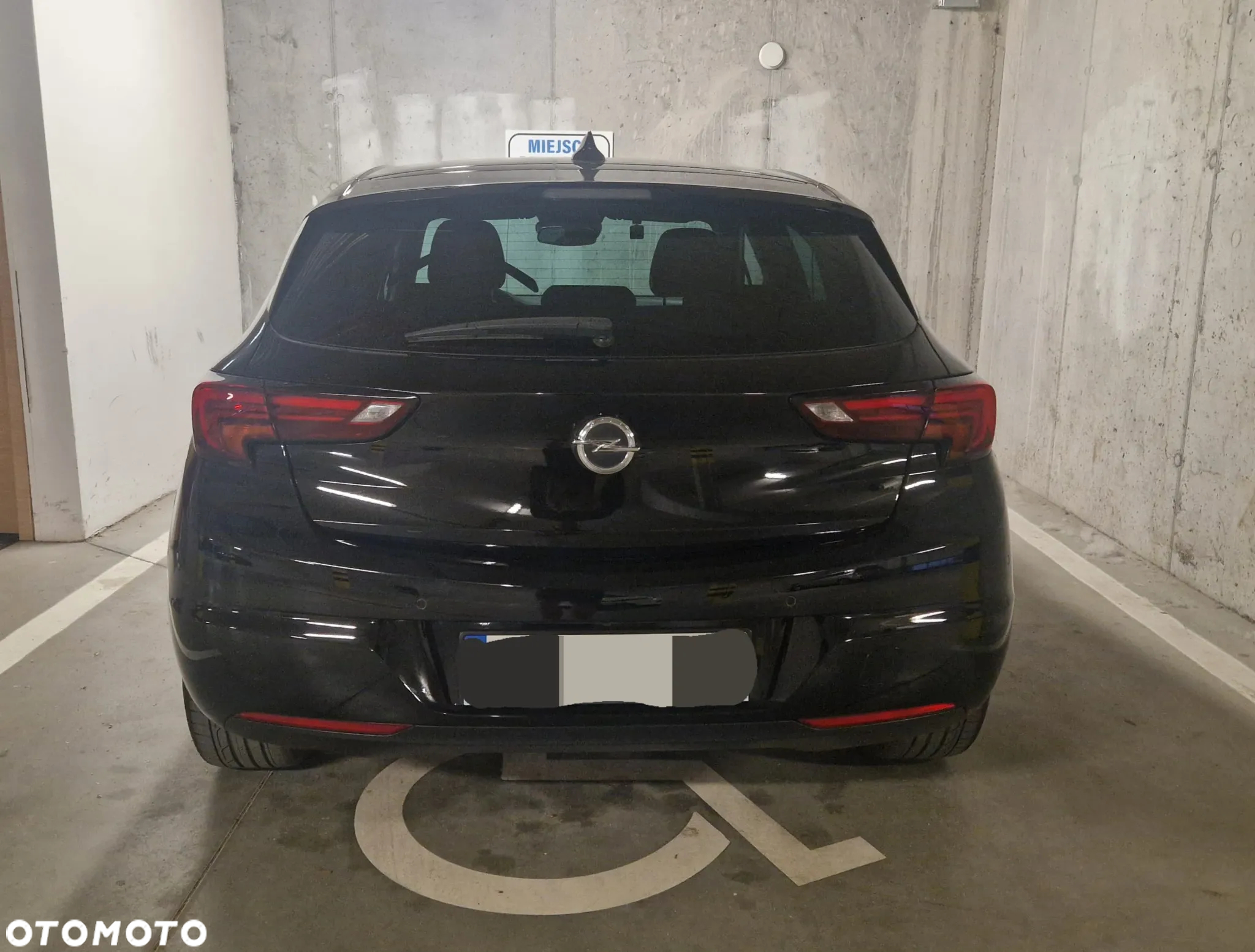Opel Astra V 1.4 T Dynamic S&S - 10