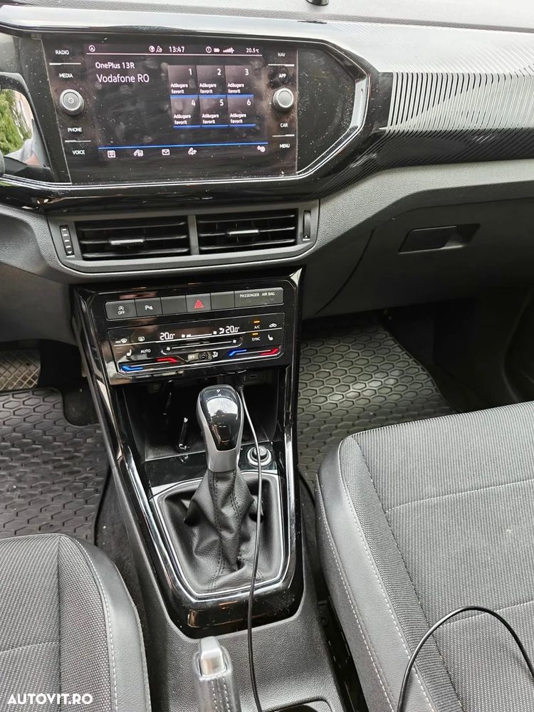 Volkswagen T-Cross - 6