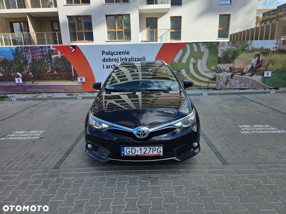 Toyota Auris Hybrid 135 Premium - 3