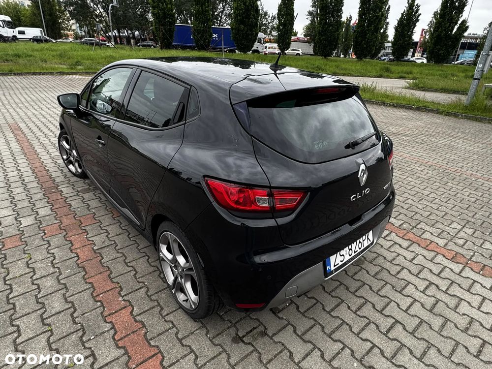 Renault Clio - 5