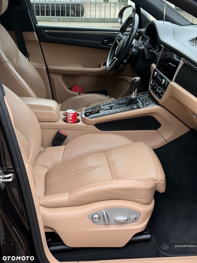 Porsche Macan Standard - 11