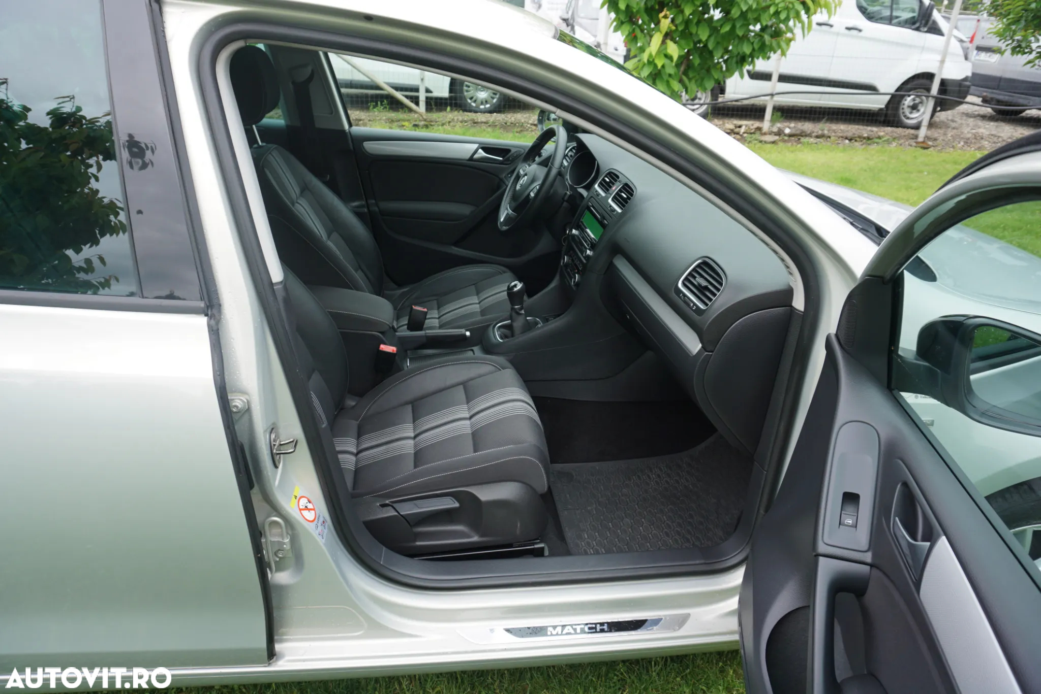 Volkswagen Golf 1.2 TSI BlueMotion Technology MATCH - 10