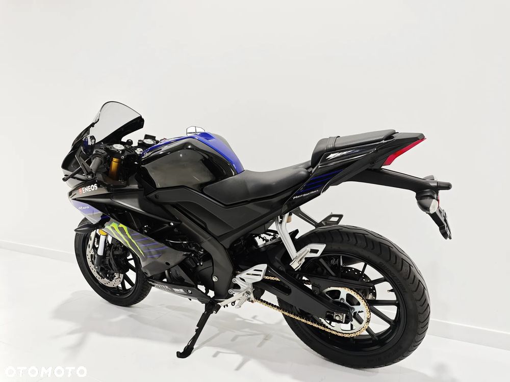 Yamaha YZF - 11