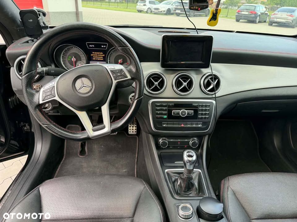 Mercedes-Benz CLA 200 CDI - 6