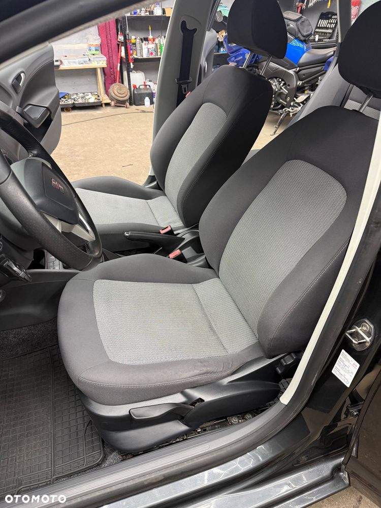 Seat Ibiza 1.4 16V Style - 14