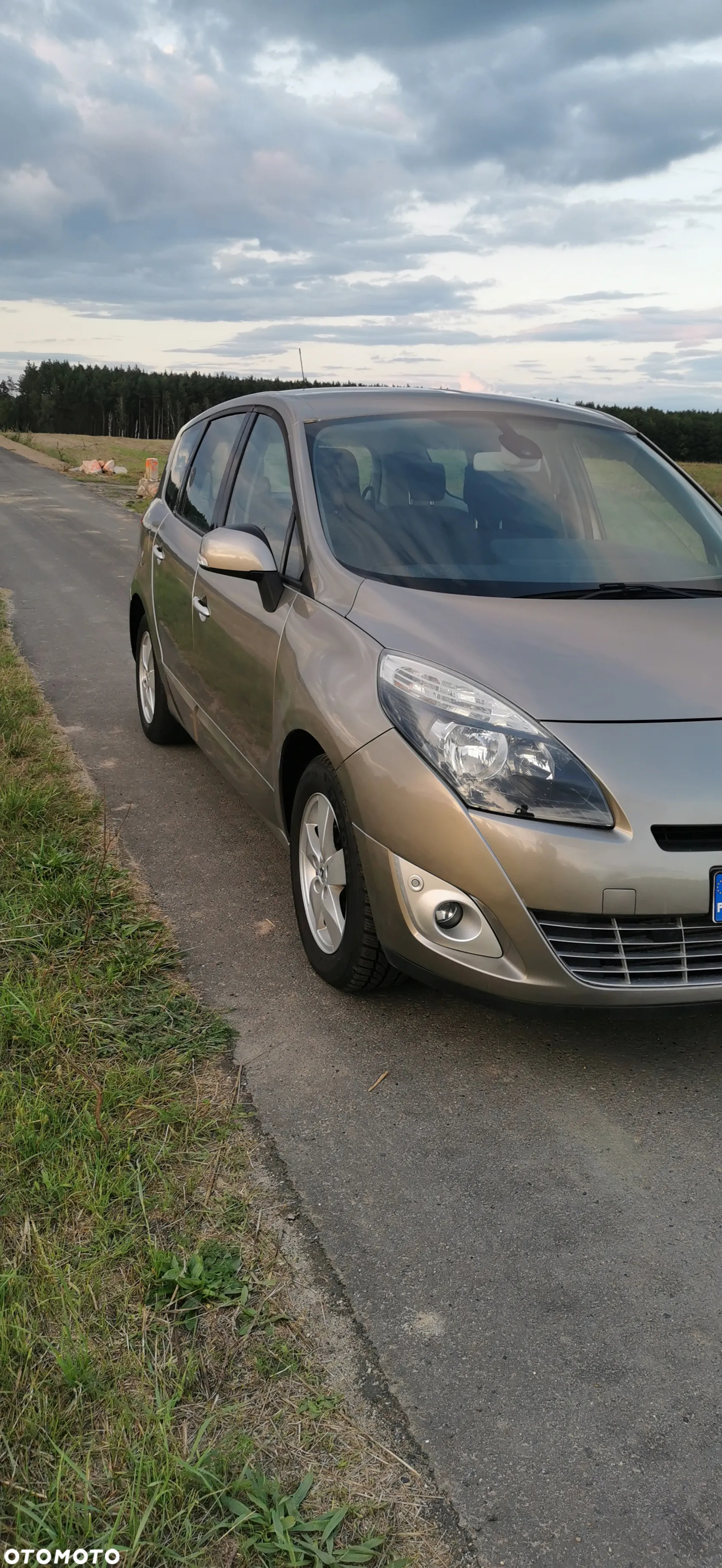 Renault Grand Scenic Gr 1.4 16V TCE TomTom Edition - 5