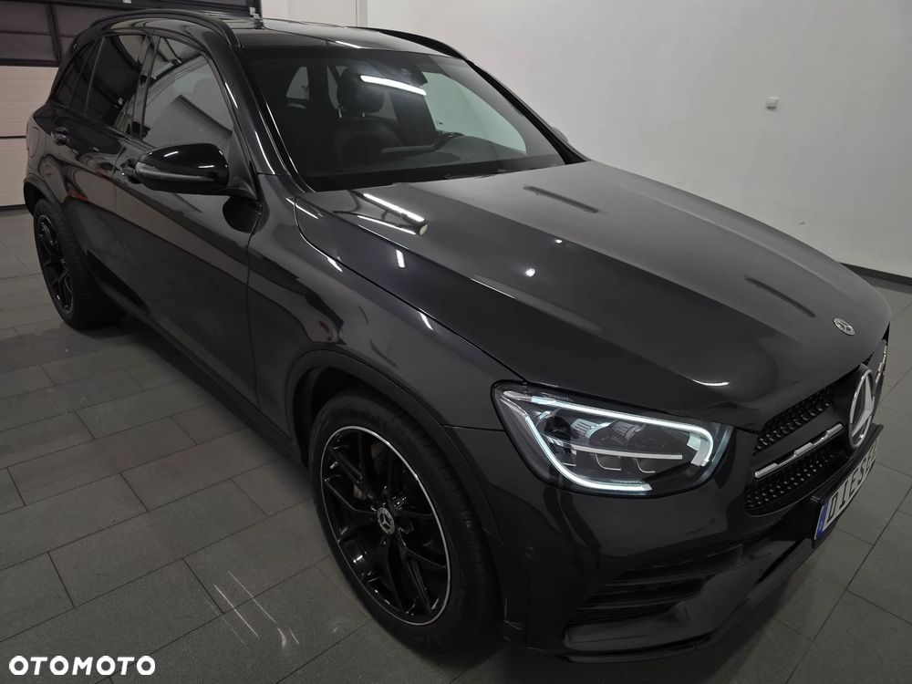 Mercedes-Benz GLC 220 d 4Matic 9G-TRONIC AMG Line Plus - 33
