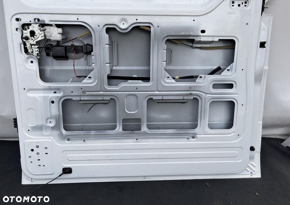 MASTER 3 4 MOVANO B NV400 18- DRZWI SUWANE PRZESUWNE PRAWE BIAŁE ŁADNE - 10