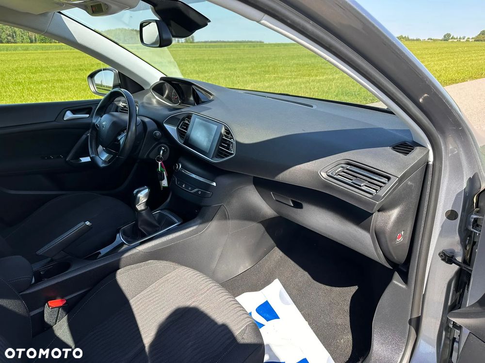 Peugeot 308 1.2 PureTech Access S&S - 8