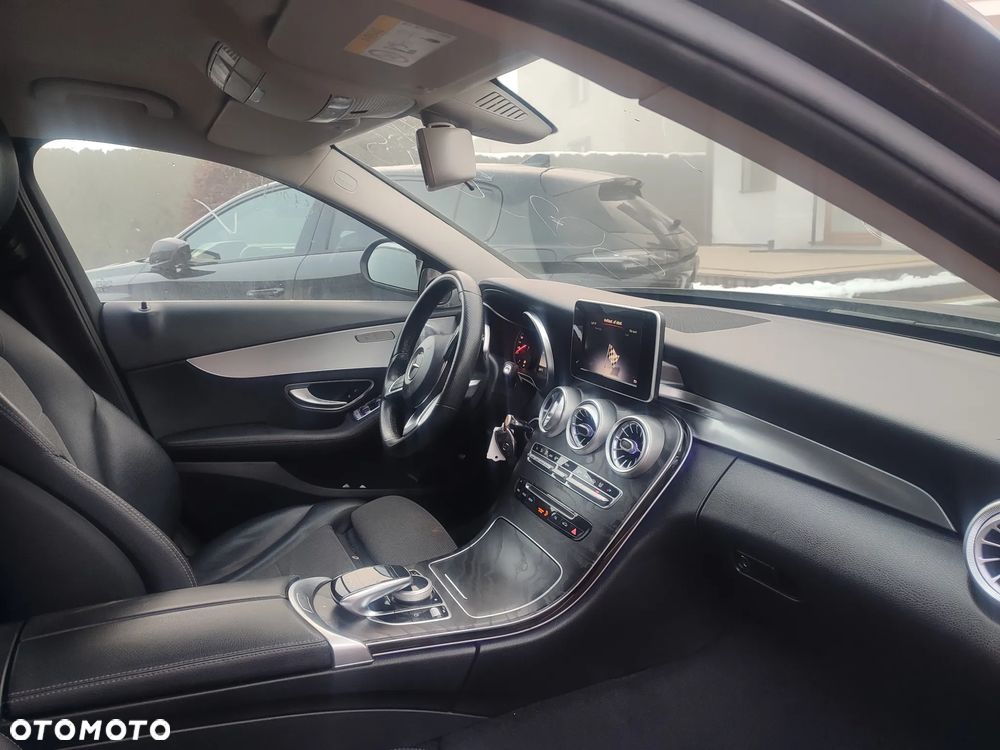 Mercedes-Benz Klasa C 220 d 9G-TRONIC AMG Line - 20