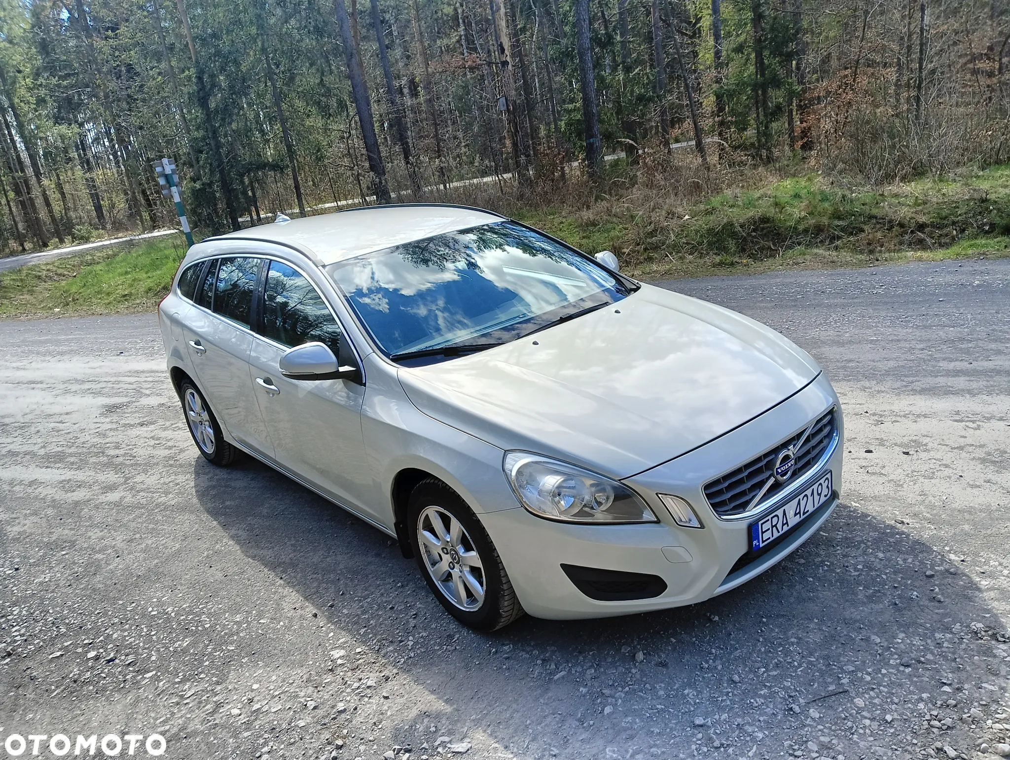 Volvo V60 D3 Summum - 34