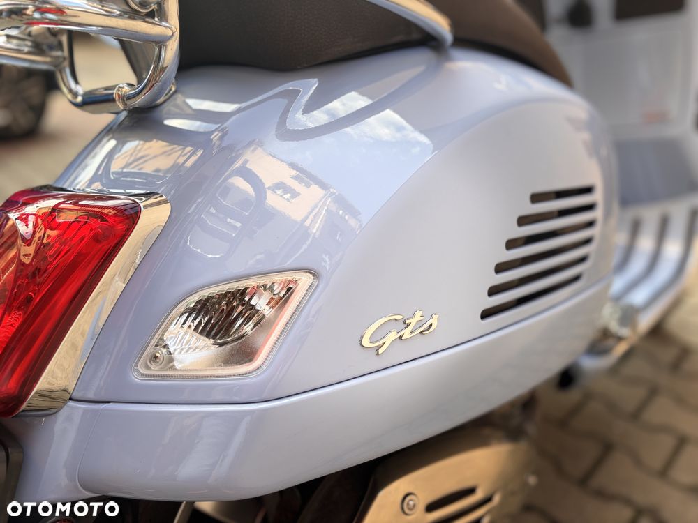 Vespa GTS - 6