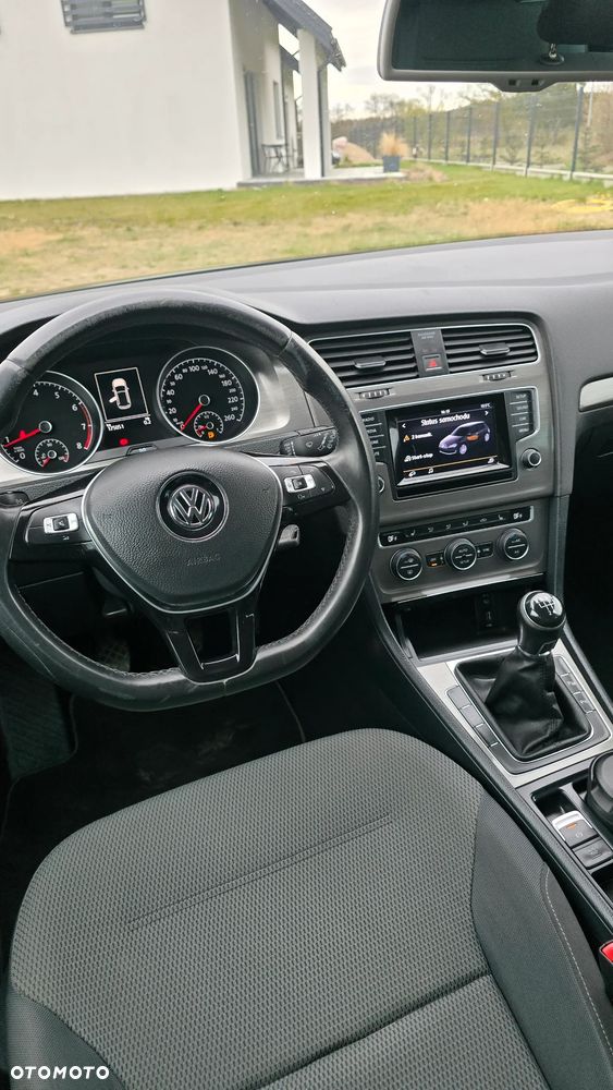 Volkswagen Golf 1.2 TSI BlueMotion Technology Comfortline - 12