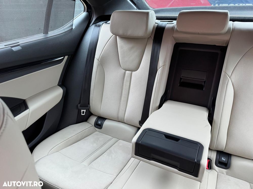 Skoda Octavia 2.0 TDI DSG Exclusive - 27
