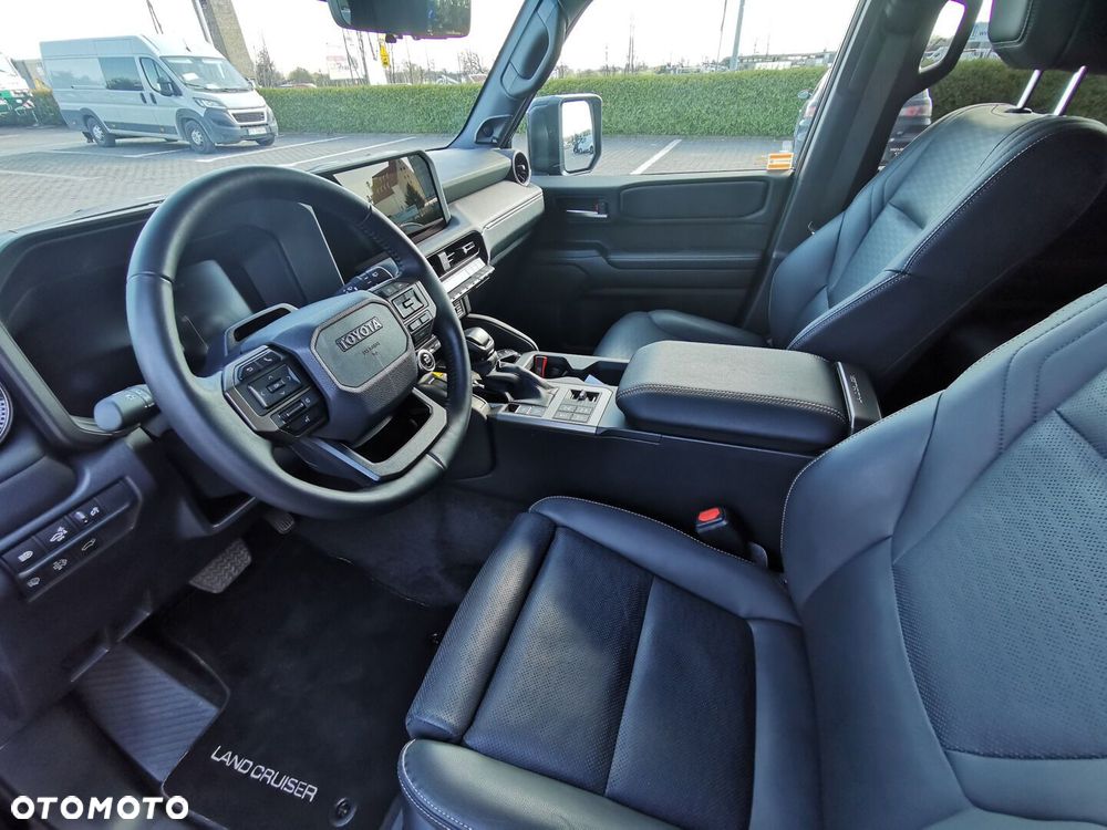 Toyota Land Cruiser LC 2.8 D-4D Executive - 3