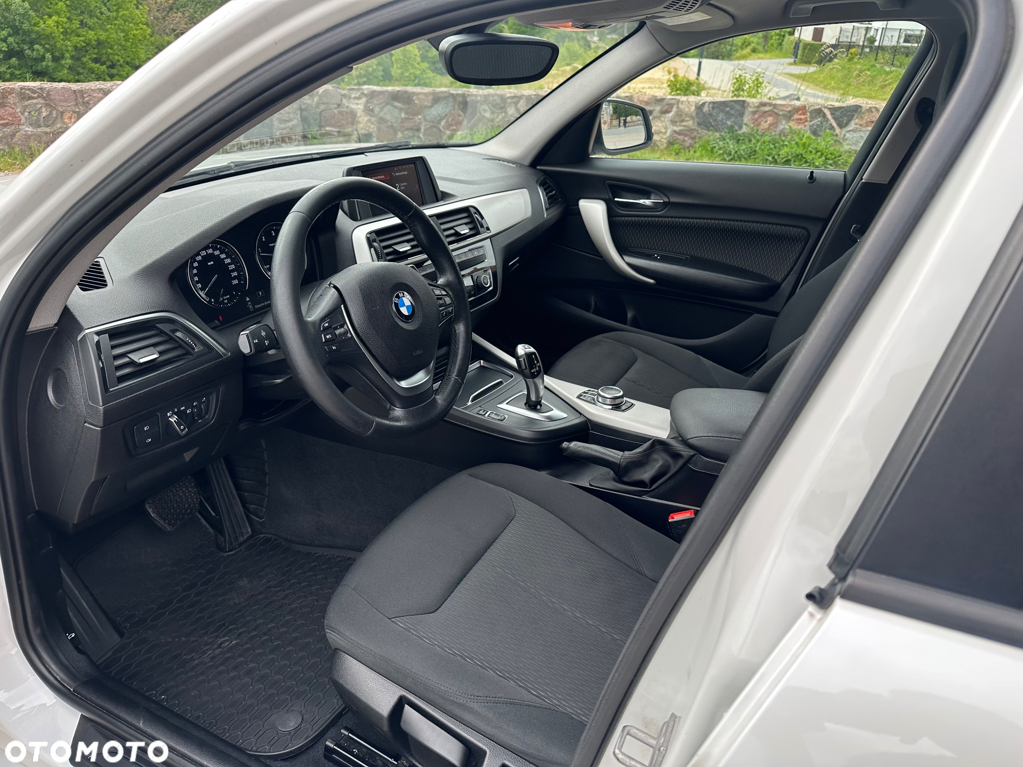 BMW Seria 1 118d - 6